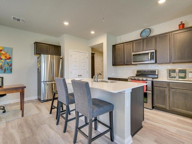 7702 Dylan DR, Austin, TX 78744