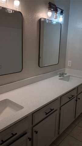 3617 W Northgate Drive 125, Irving, TX 75062