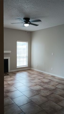 3617 W Northgate Drive 125, Irving, TX 75062