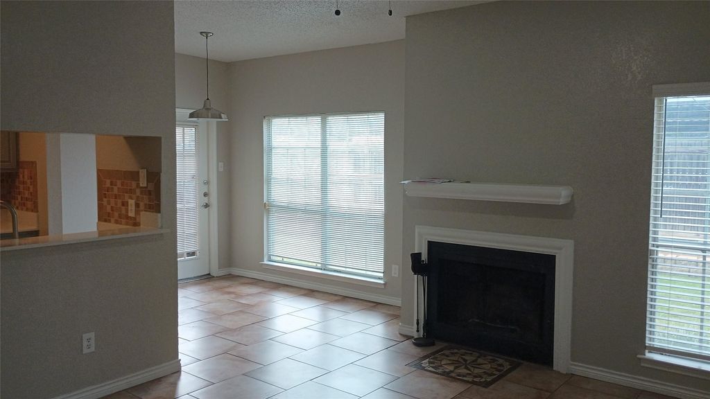 3617 W Northgate Drive 125, Irving, TX 75062
