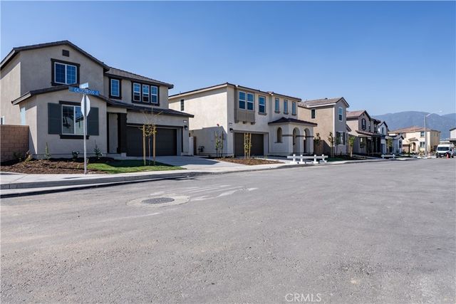 2840 Lake Mendoza Street, Rialto, CA 92377