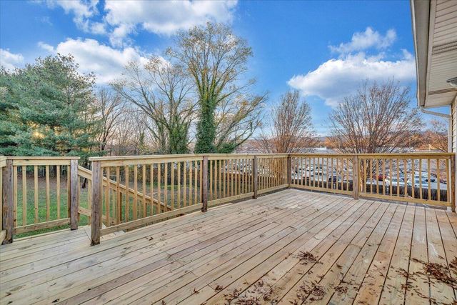 7372 Chester Drive, Roanoke, VA 24019