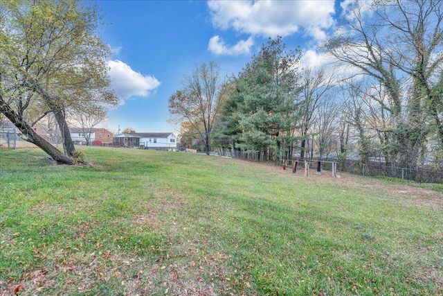 7372 Chester Drive, Roanoke, VA 24019