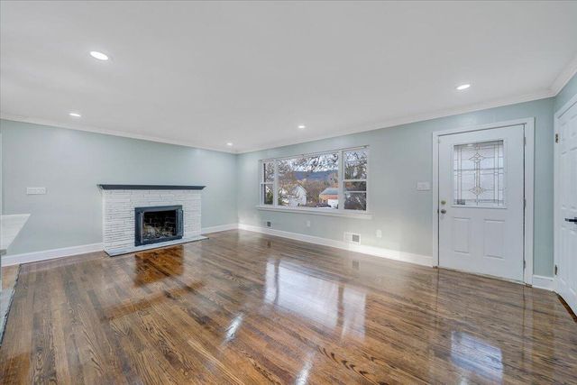 7372 Chester Drive, Roanoke, VA 24019