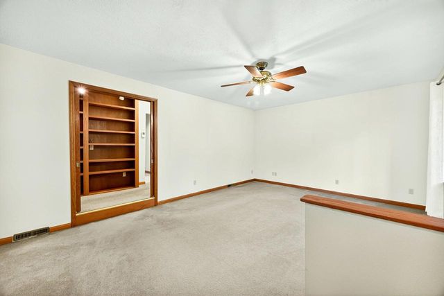 5205 MIDMOOR Road, Monona, WI 53716