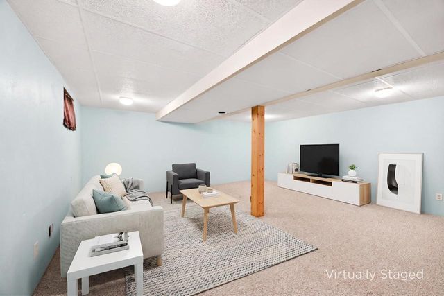 5205 MIDMOOR Road, Monona, WI 53716