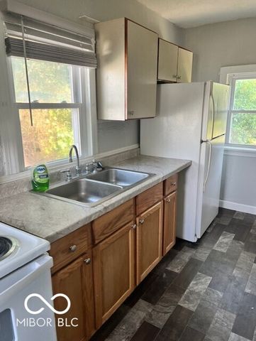 304 Andover Road, Anderson, IN 46013