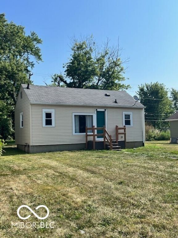 304 Andover Road, Anderson, IN 46013
