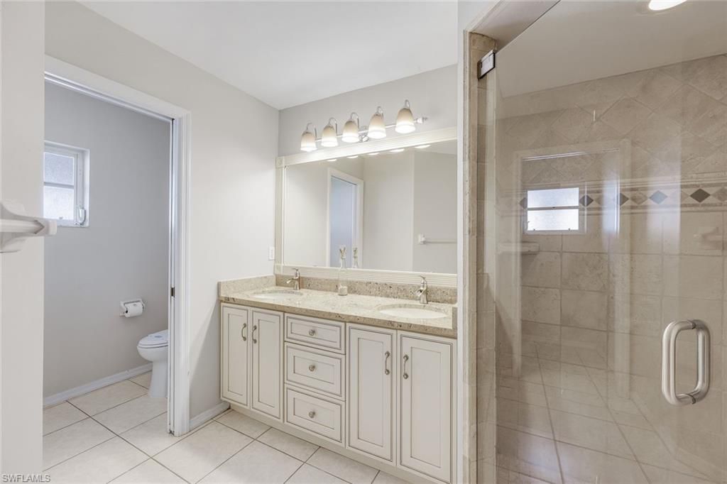 Image 21 of property listing at 2513 Everest PKWY, Cape Coral, FL 33904