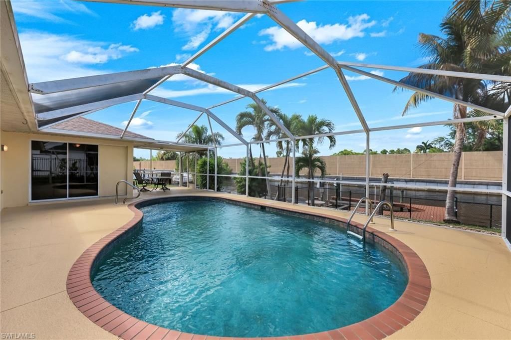 Image 29 of property listing at 2513 Everest PKWY, Cape Coral, FL 33904