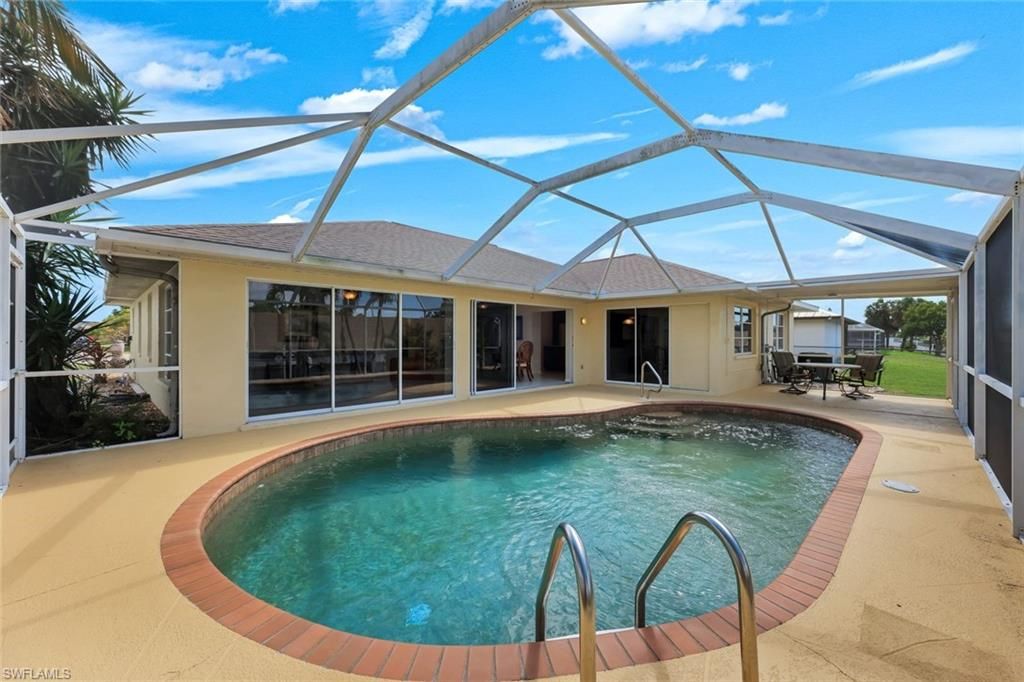 Image 30 of property listing at 2513 Everest PKWY, Cape Coral, FL 33904