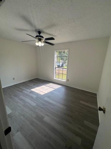 3058 Cottage Grove Drive, Mobile, AL 36695