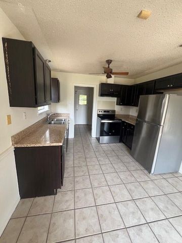 3058 Cottage Grove Drive, Mobile, AL 36695