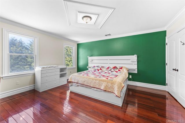 62 Ellis Avenue, Northport, NY 11768