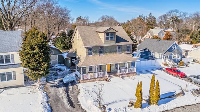 62 Ellis Avenue, Northport, NY 11768