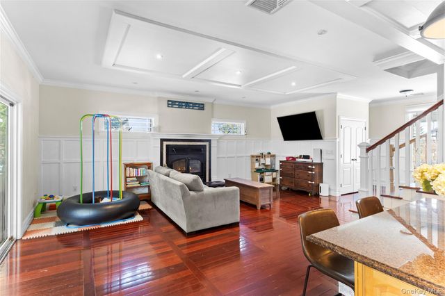 62 Ellis Avenue, Northport, NY 11768