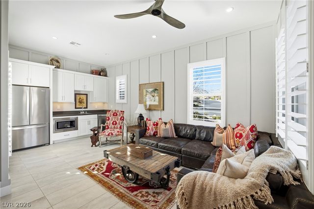 272 Tarragona Breeze Avenue, Las Vegas, NV 89138