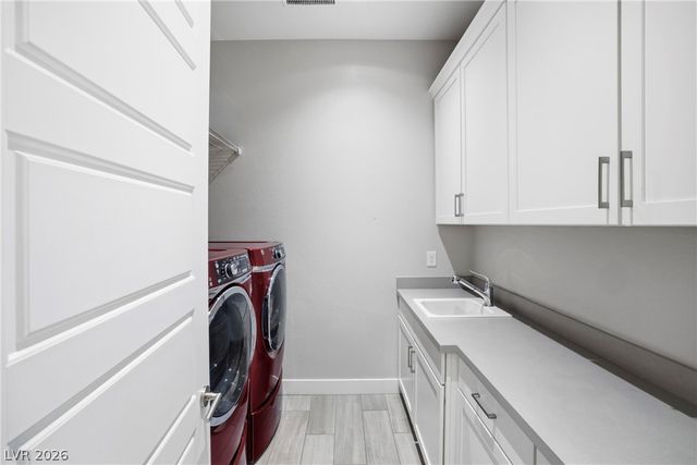 272 Tarragona Breeze Avenue, Las Vegas, NV 89138