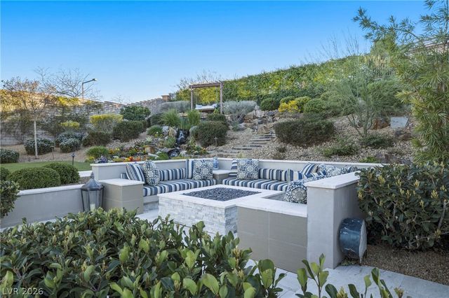 272 Tarragona Breeze Avenue, Las Vegas, NV 89138