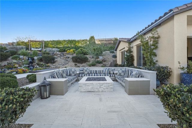 272 Tarragona Breeze Avenue, Las Vegas, NV 89138