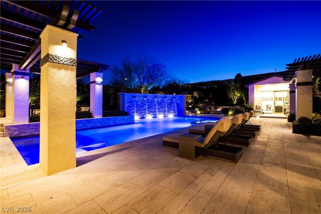 272 Tarragona Breeze Avenue, Las Vegas, NV 89138