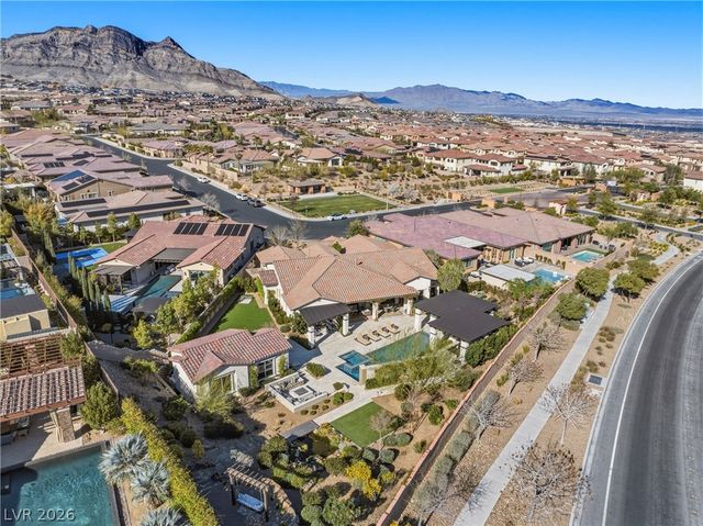 272 Tarragona Breeze Avenue, Las Vegas, NV 89138