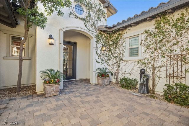 272 Tarragona Breeze Avenue, Las Vegas, NV 89138