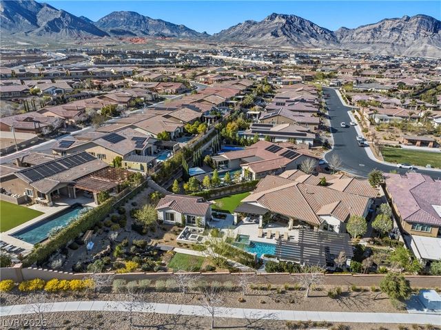 272 Tarragona Breeze Avenue, Las Vegas, NV 89138