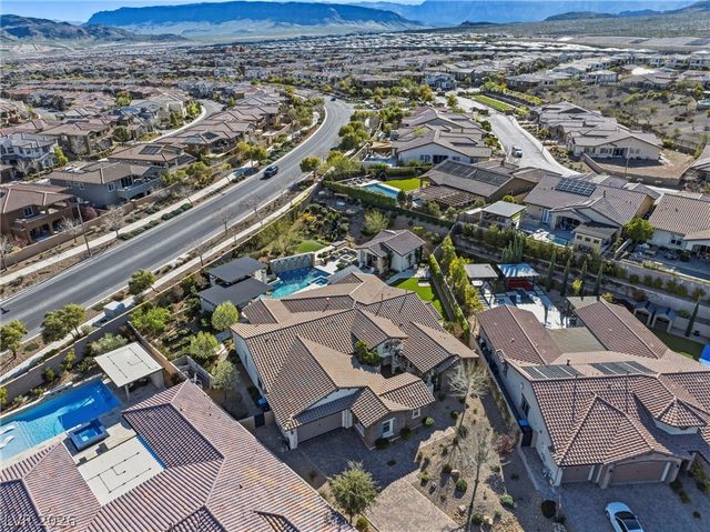 272 Tarragona Breeze Avenue, Las Vegas, NV 89138