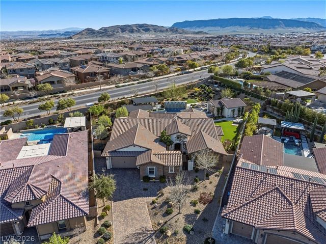 272 Tarragona Breeze Avenue, Las Vegas, NV 89138