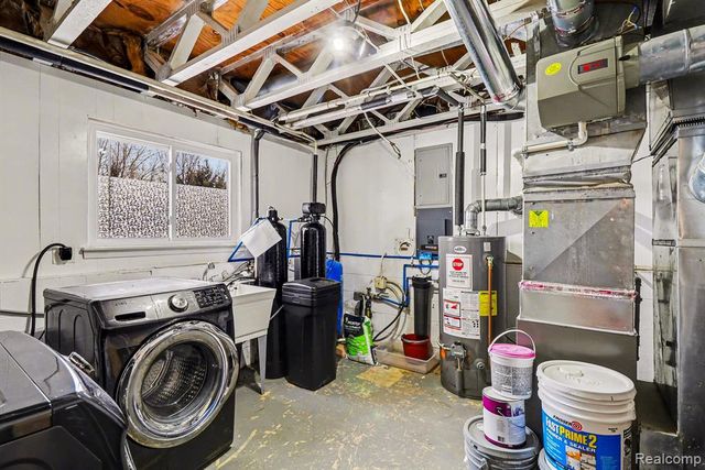 205 Gerst Road, Leonard, MI 48367