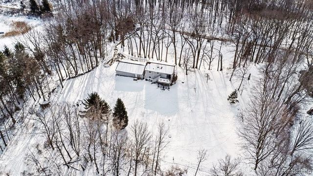 205 Gerst Road, Leonard, MI 48367