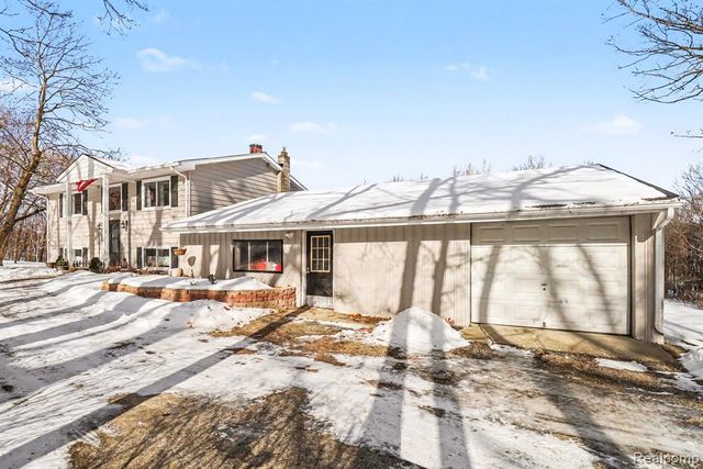 205 Gerst Road, Leonard, MI 48367