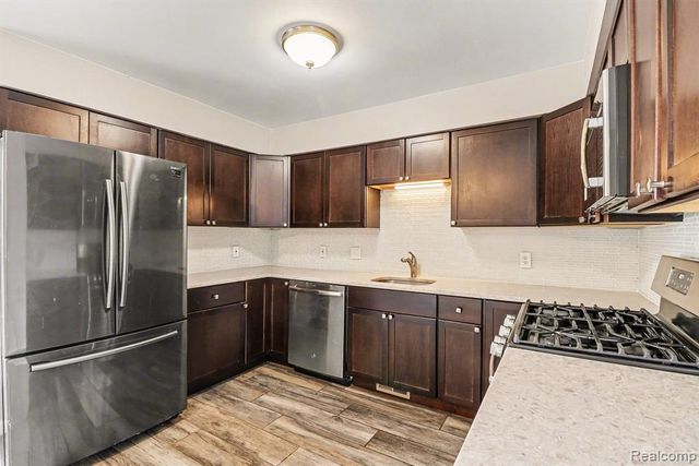 205 Gerst Road, Leonard, MI 48367