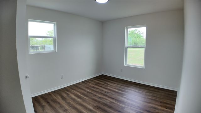 3037 County Road 0018, Corsicana, TX 75110