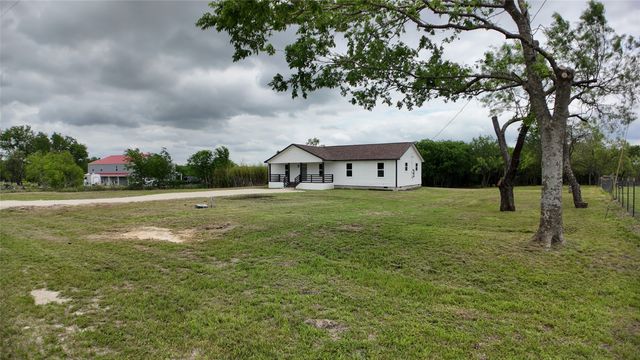 3037 County Road 0018, Corsicana, TX 75110