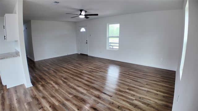 3037 County Road 0018, Corsicana, TX 75110