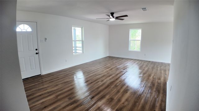 3037 County Road 0018, Corsicana, TX 75110