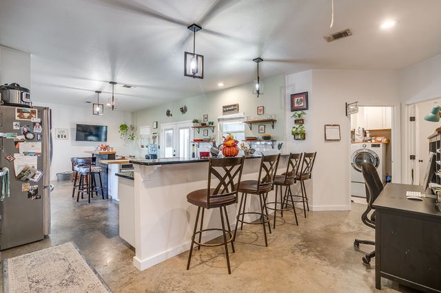 428 Gail Drive, Kennedale, TX 76060