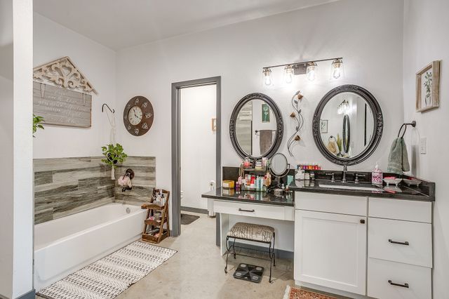 428 Gail Drive, Kennedale, TX 76060