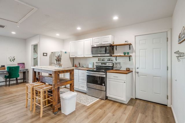 428 Gail Drive, Kennedale, TX 76060