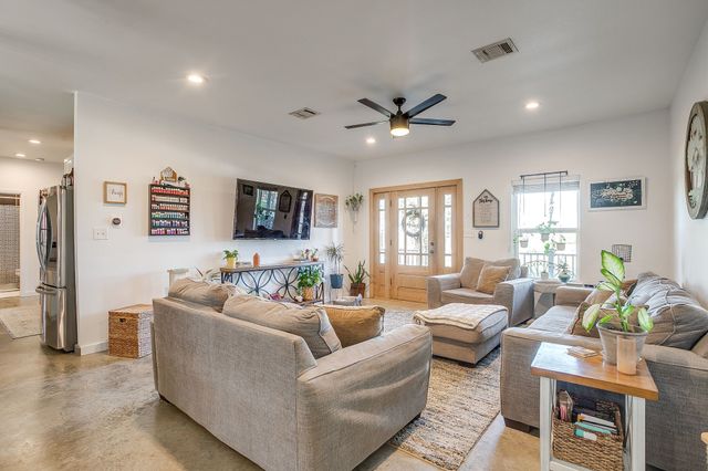 428 Gail Drive, Kennedale, TX 76060