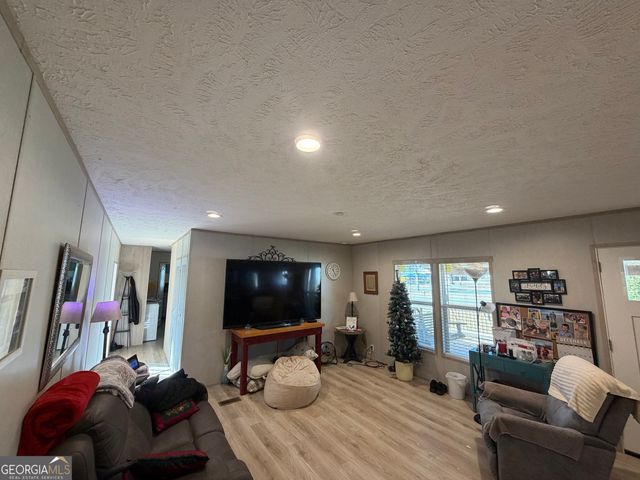 2836 Walnut Street, Cadwell, GA 31009