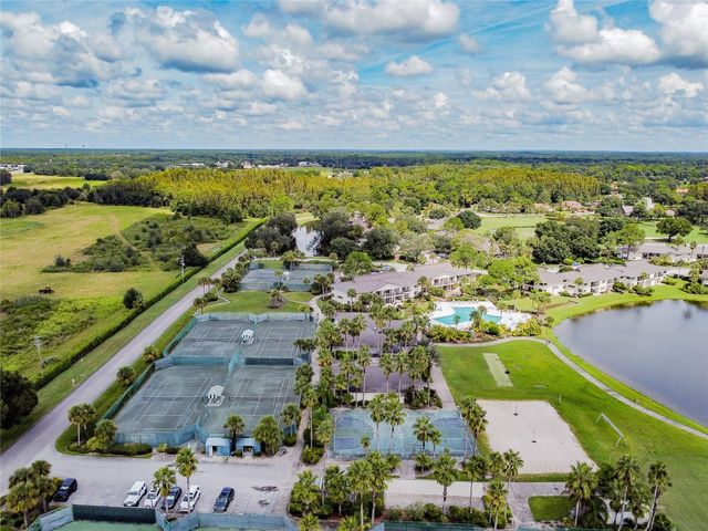 5473 BLUE HERON LANE, Wesley Chapel, FL 33543