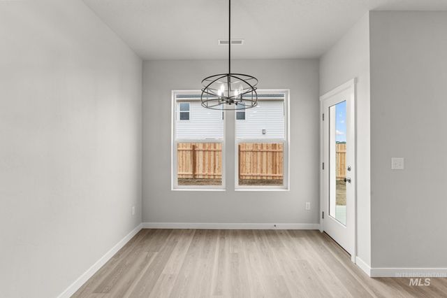 4596 S Fort George Ave, Nampa, ID 83686