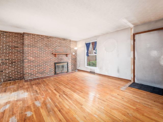 1832 Willoway Circle S, Columbus, OH 43220