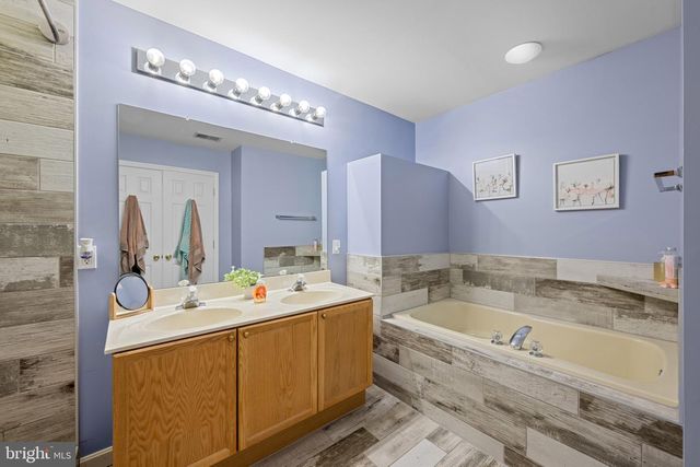 125 SENTRY RDG, Smithsburg, MD 21783