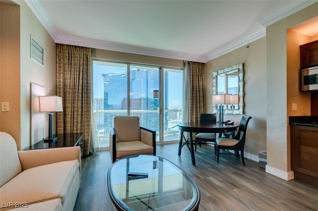 135 East HARMON Avenue 2705, Las Vegas, NV 89109