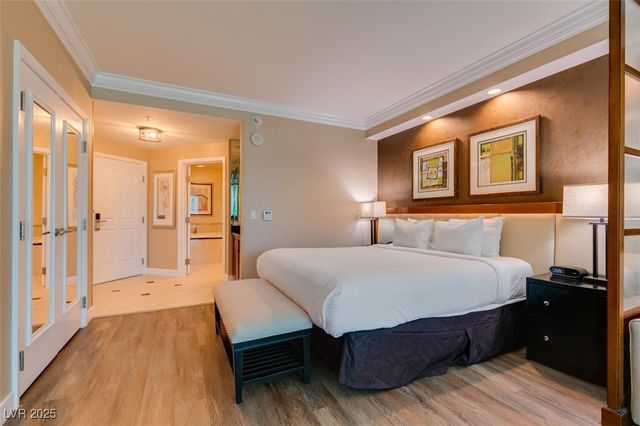 135 East HARMON Avenue 2705, Las Vegas, NV 89109