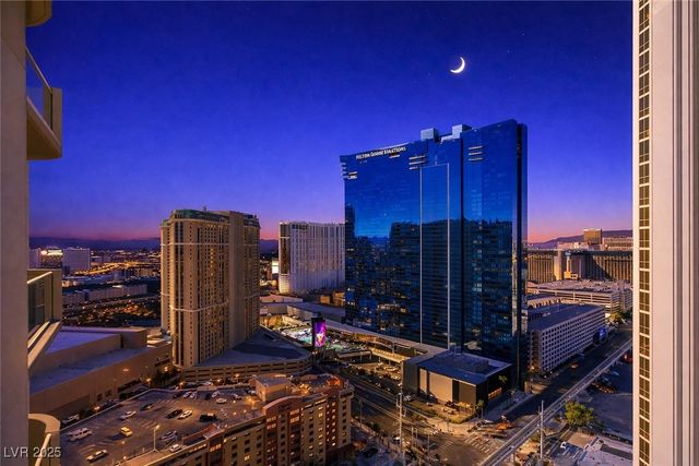 135 East HARMON Avenue 2705, Las Vegas, NV 89109